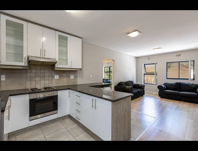 2 BEDROOM APARTMENT FOR SALE IN KENILWORTH